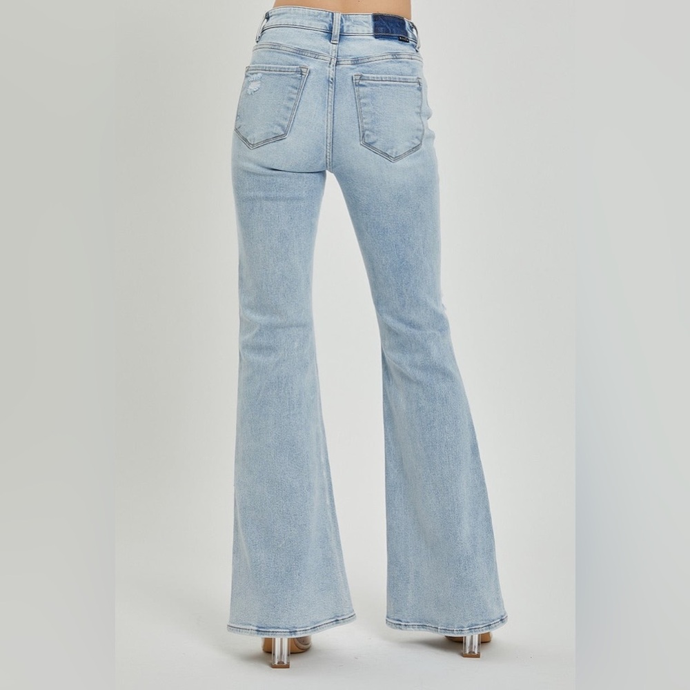 Mid Rise Button Fly Flare Jeans - Risen - Picture 3 of 6